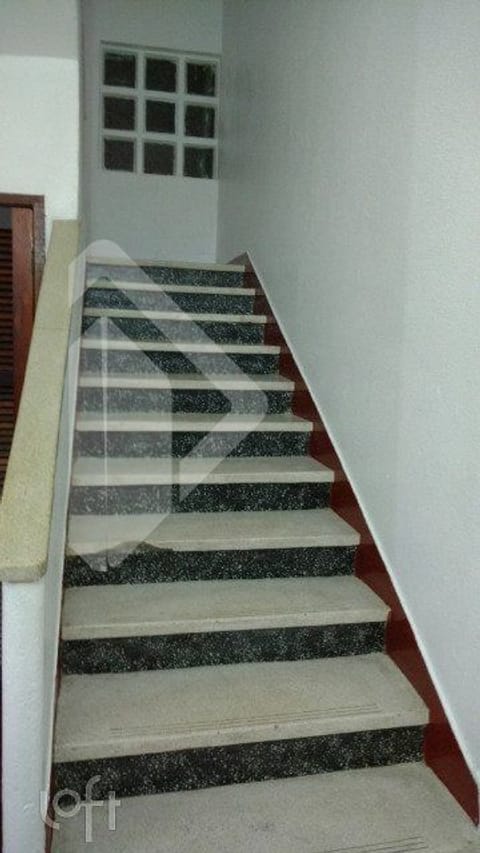 Image 17 - 266019